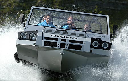 Humdinga amphibious vehicle